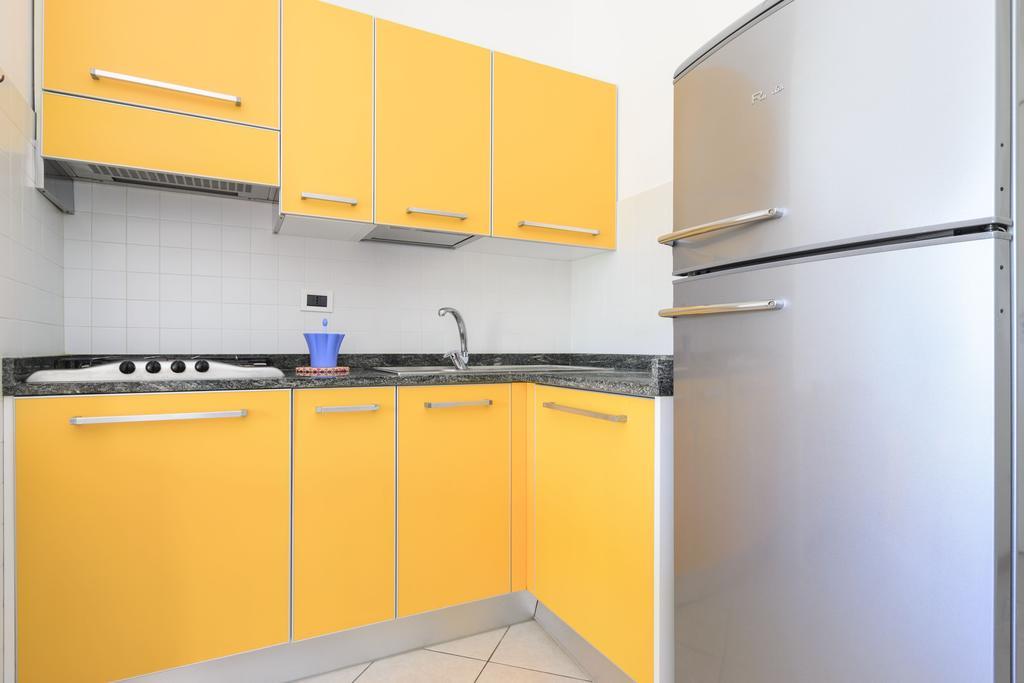 Sunbeach Apartments Lignano Sabbiadoro Bagian luar foto